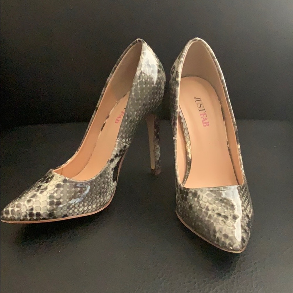 Just Fab Snake Skin Heels (Black/White/Gray)